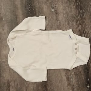 🎁FREE With Purchase: Gerber Long Sleeve Onesie